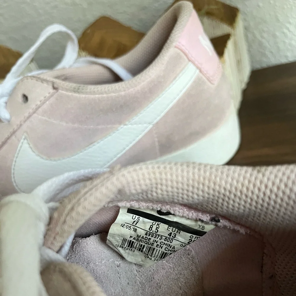 Nike Blazer Low in ‘Pink Foam’ - Picture 5 of 6